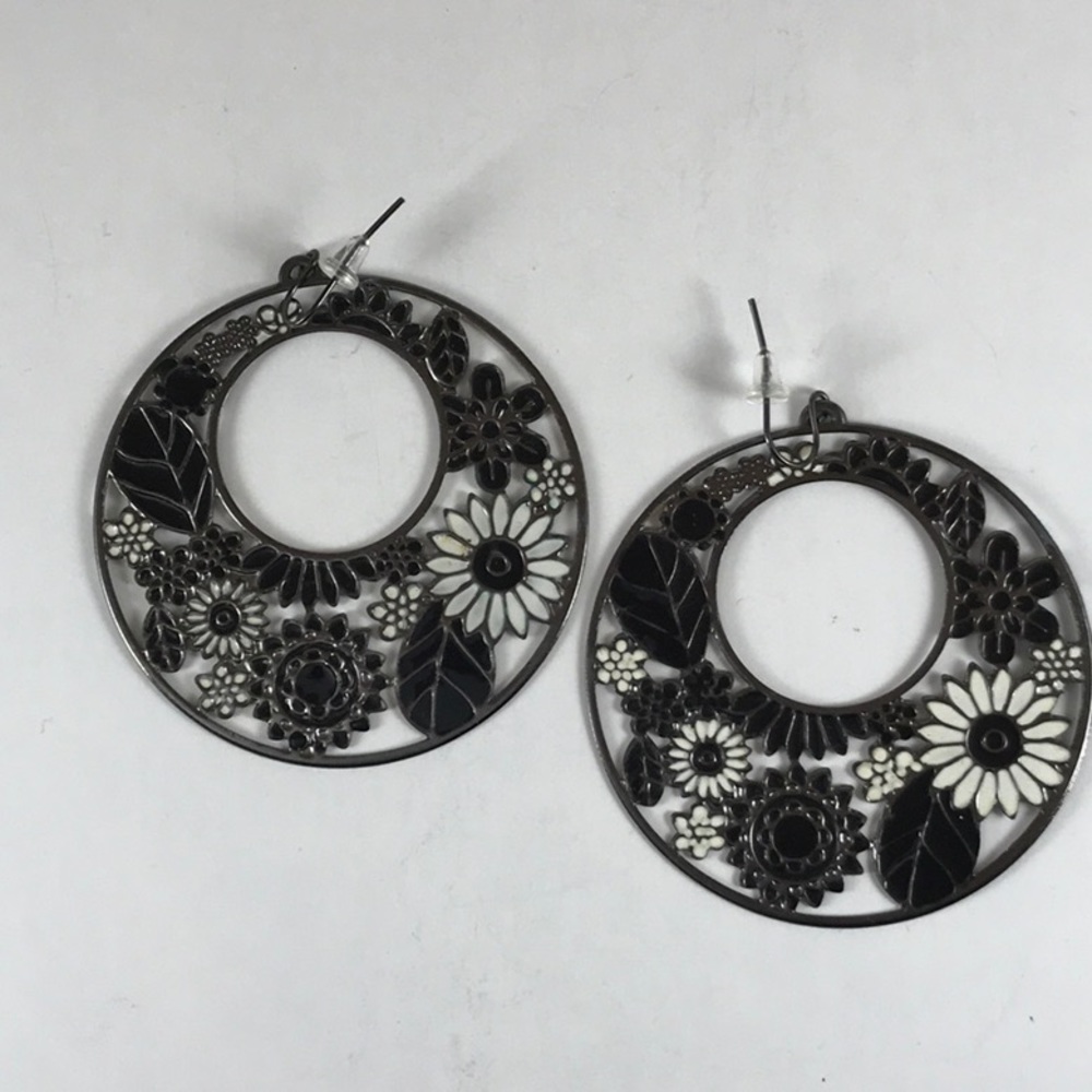 Black and white floral earrings